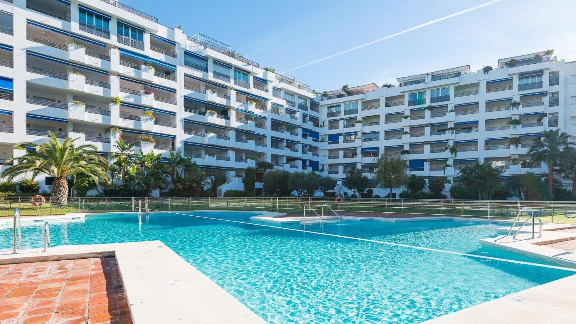 Urban Exclusivity At Puerto Banus Appartement
